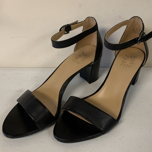 Naturalizer Women's SIZE 9 M Vera Ankle Strap Block Heel Dress Sandal, B… - Picture 2 of 7